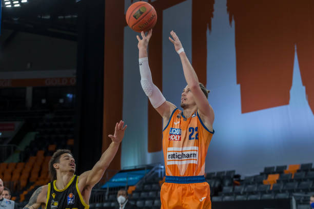 球迷到场观 球迷到场观